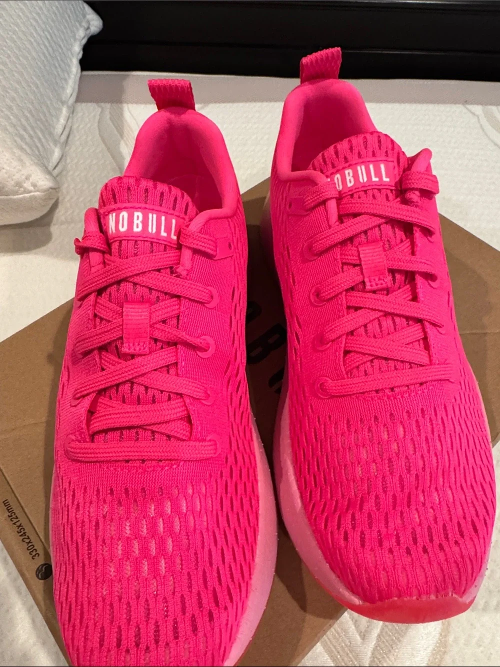 Brand New NOBULL Journey shoe - Picture 2 of 4